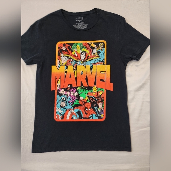 Marvel Men's Black and Multicolored Avengers Graphic T-Shirt, sz SM - Picture 8 of 14